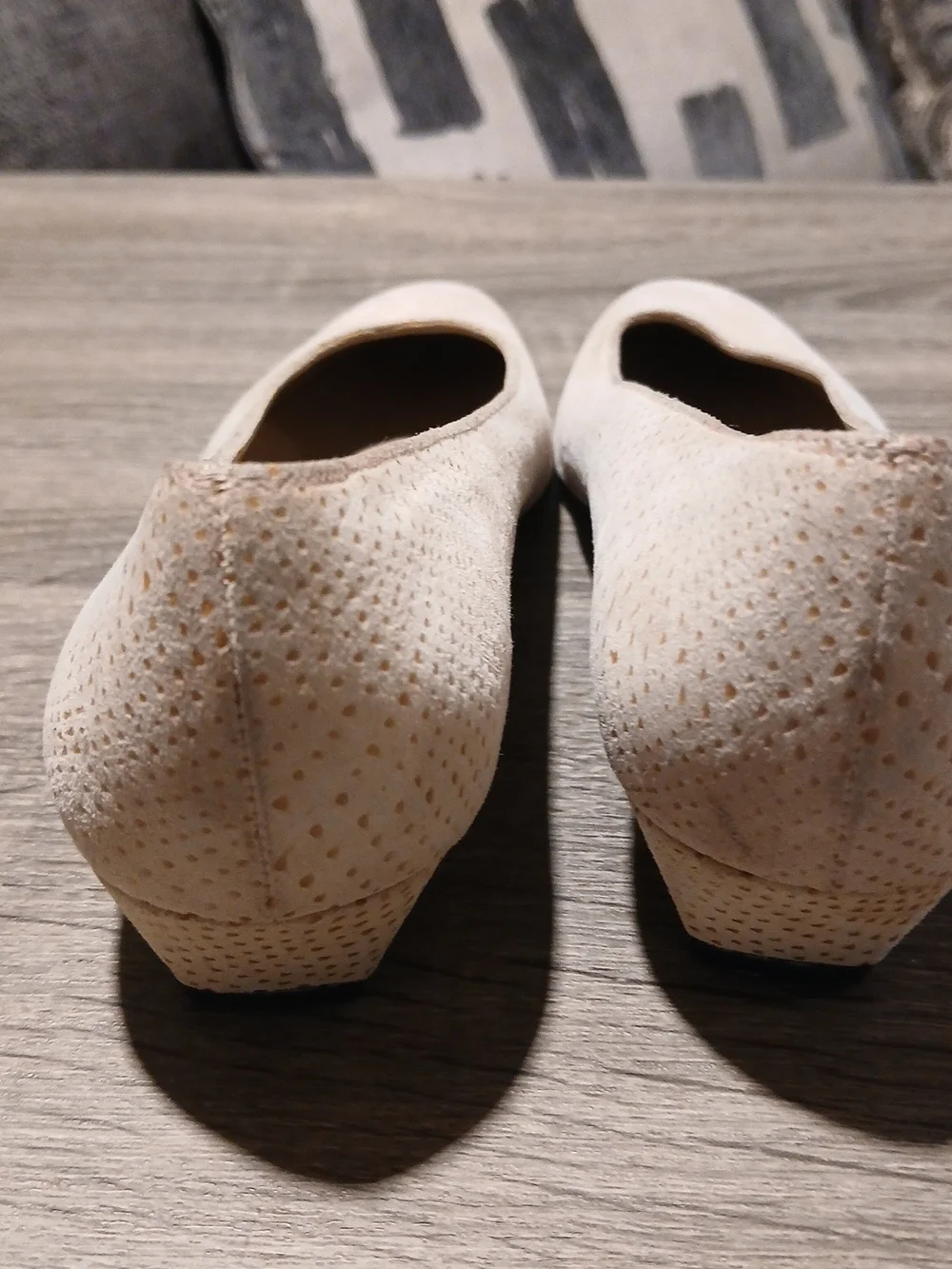 Salvatore Ferragamo Vintage White Perforated Suede Ballet Flats Sz 6.5